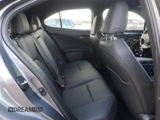 2021 Lexus UX 200 z VIN JTHX3JBHXM2040576, wystawiony jako Copart lot #83983914 z przebiegiem 28 897 mil mil oraz Szkoda całkowita • Salvage title. Historia ofert i sprzedaży dostępna na DreamBid. Obrazek 10.