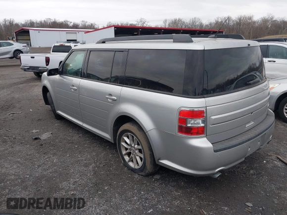 2016 Ford Flex SE with VIN 2FMGK5B80GBA12646, listed as a IAAI auction lot 41141786 with 100,000 mi miles. Bid and sale history available at carsss.com. Image 3.
