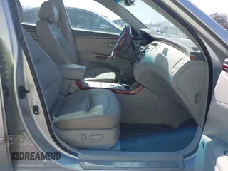 2006 Hyundai Azera SE with VIN KMHFC46FX6A107141, listed as a IAAI auction lot 41793111 with 124,137 mi miles and . Bid and sale history available at DreamBid. Image 5.