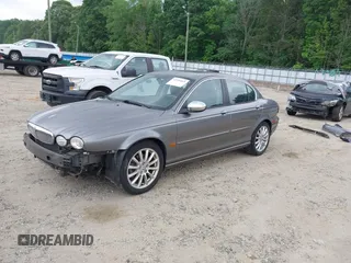 2007 Jaguar X-Type z VIN SAJWA51A17WJ07837, wystawiony jako IAAI lot #42166665 z przebiegiem 74 297 mil mil oraz . Historia ofert i sprzedaży dostępna na DreamBid. Obrazek 2.