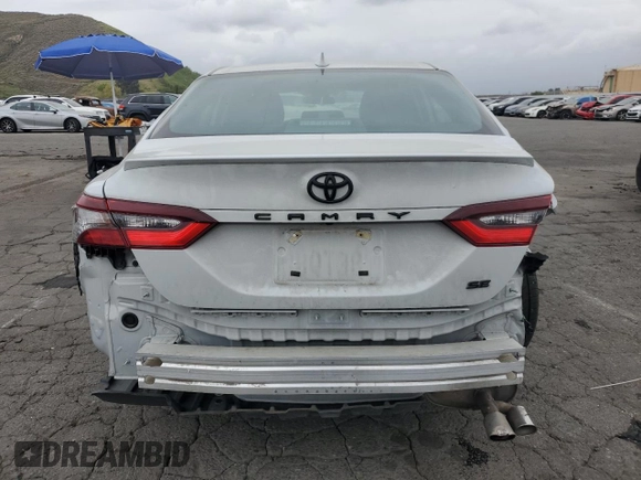 2022 Toyota Camry SE with VIN 4T1G11AK4NU058724, listed as a Copart auction lot 53511615 with 63,235 mi miles and Salvage Title. Bid and sale history available at DreamBid. Image 6.