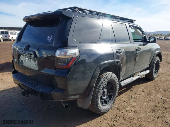 2016 Toyota 4Runner SR5 with VIN JTEZU5JR3G5136573, listed as a IAAI auction lot 41243438 with 109,897 mi miles. Bid and sale history available at carsss.com. Image 4.