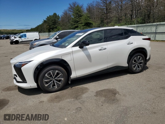 2023 Lexus RZ 450e Premium z VIN JTJAAAAB1PA005944, wystawiony jako Copart lot #59997874 z przebiegiem 7 267 mil mil oraz Szkoda całkowita • Salvage title. Historia ofert i sprzedaży dostępna na DreamBid. Obrazek 1.