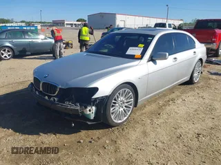 2008 BMW 7 Series 750Li with VIN WBAHN83528DT79949, listed as a IAAI auction lot 42016474 with 252,573 mi miles and . Bid and sale history available at carsss.com. Image 6.