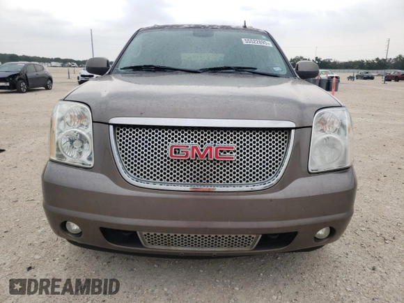 2013 GMC Yukon XL Denali with VIN 1GKS2MEF3DR271857, listed as a Copart auction lot 55522895 with 260,479 mi miles and Clean Title. Bid and sale history available at DreamBid. Image 5.