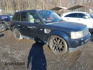 2009 Land Rover Range Rover Sport HSE with VIN SALSK25489A203499, listed as a IAAI auction lot 41840564 with 143,986 mi miles. Bid and sale history available at carsss.com. Image 1.