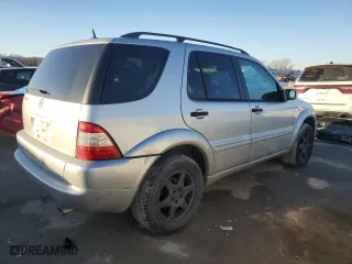 2004 Mercedes-Benz M-Class 3.5L with VIN 4JGAB57E74A459518, listed as a Copart auction lot 88421145 with 196,120 mi miles and Salvage Title. Bid and sale history available at carsss.com. Image 3.