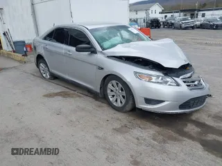 2011 Ford Taurus SE with VIN 1FAHP2DW3BG180678, listed as a IAAI auction lot 41957293 with 117,461 mi miles. Bid and sale history available at carsss.com. Image 1.