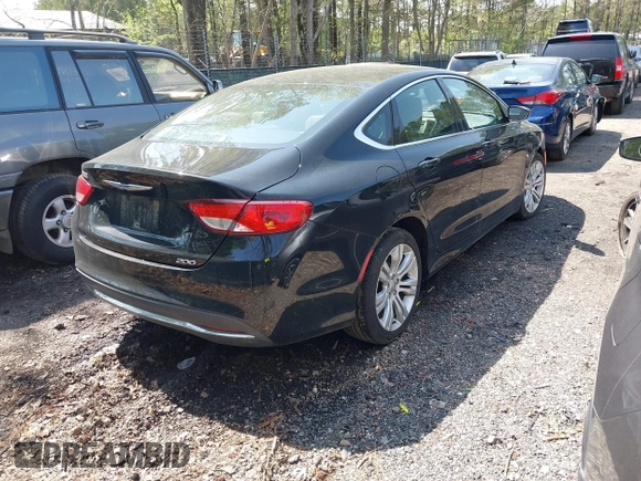 2015 Chrysler 200 Limited with VIN 1C3CCCABXFN564910, listed as a IAAI auction lot 41928479 with 171,857 mi miles. Bid and sale history available at carsss.com. Image 4.