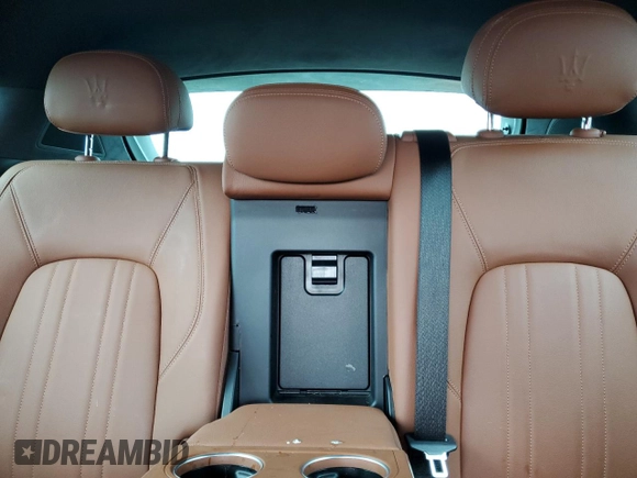 2021 Maserati Levante GT with VIN ZN661XUA6MX372490, listed as a Copart auction lot 48069824 with 48,543 mi miles. Bid and sale history available at carsss.com. Image 10.