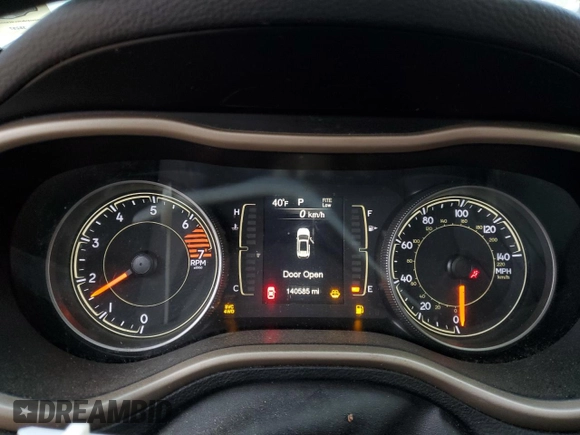 2018 Jeep Cherokee Latitude Tech Connect with VIN 1C4PJMCB5JD529390, listed as a Copart auction lot 50791305 with 140,585 mi miles and Salvage title. Bid and sale history available at DreamBid. Image 9.