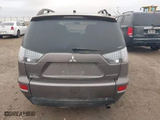 2013 Mitsubishi Outlander SE with VIN JA4JT3AW2DU013681, listed as a IAAI auction lot 41722425 with 95,145 mi miles. Bid and sale history available at carsss.com. Image 16.