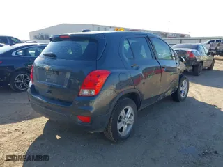 2020 Chevrolet Trax LS with VIN 3GNCJKSB9LL202855, listed as a IAAI auction lot 41554686 with 88,854 mi miles. Bid and sale history available at carsss.com. Image 4.