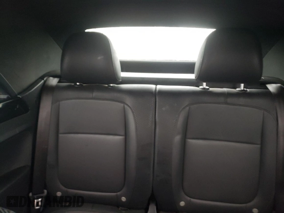 2015 Volkswagen Beetle 1.8T с VIN 3VW517AT5FM814247, выставлен на аукционе Copart как лот 86159494 с пробегом Не указан миль и Списание • Salvage title. История ставок и продаж доступна на DreamBid. Изображение 10.