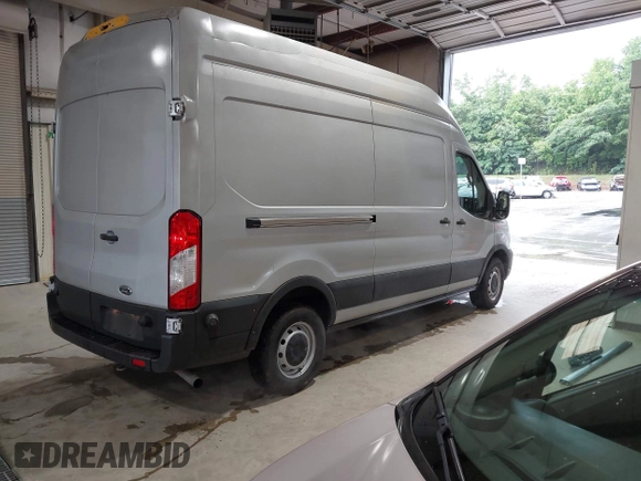 2020 Ford Transit Cargo with VIN 1FTBR1X82LKA53226, listed as a IAAI auction lot 42355465 with 49,579 mi miles and . Bid and sale history available at DreamBid. Image 4.