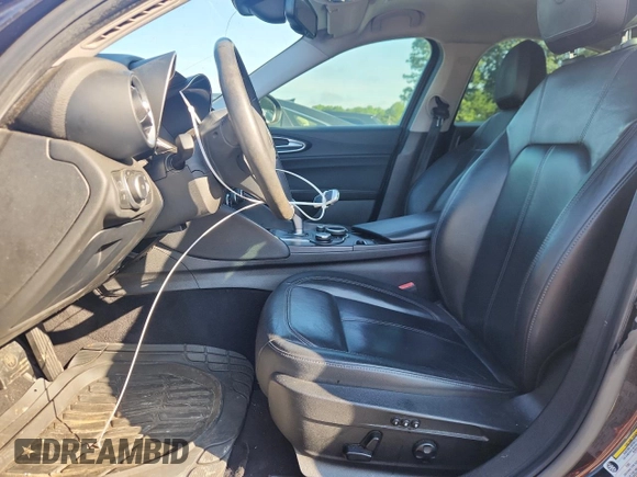 2017 Alfa Romeo Giulia с VIN ZARFAEBN9H7533535, выставлен на аукционе Copart как лот 62900495 с пробегом 148 351 миль миль и Чистый • Clean title. История ставок и продаж доступна на DreamBid. Изображение 7.