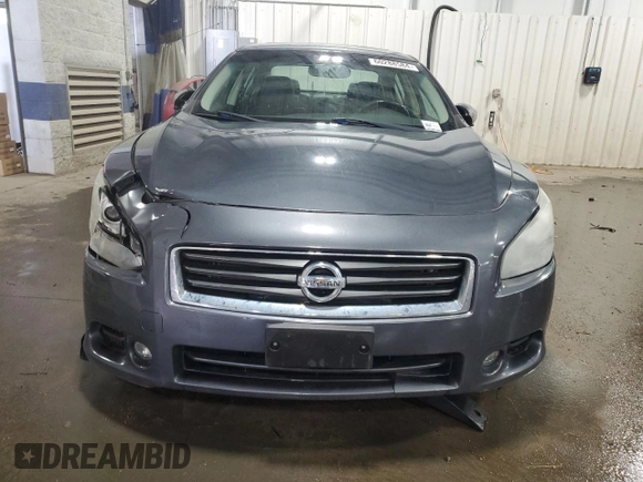 2013 Nissan Maxima SV z VIN 1N4AA5AP4DC809361, wystawiony jako Copart lot #60288584 z przebiegiem 98 589 mil mil oraz Nie do naprawy. Historia ofert i sprzedaży dostępna na DreamBid. Obrazek 5.