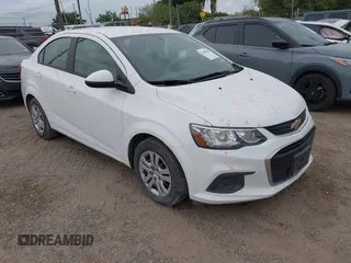 2020 Chevrolet Sonic LS с VIN 1G1JB5SB1L4101869, выставлен на аукционе IAAI как лот 42469844 с пробегом 135 731 миль миль и . История ставок и продаж доступна на DreamBid. Изображение 1.
