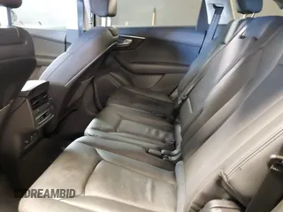 2024 Audi Q7 Premium Plus z VIN WA1LCBF71RD004059, wystawiony jako IAAI lot #42049719 z przebiegiem 10 651 mil mil oraz . Historia ofert i sprzedaży dostępna na DreamBid. Obrazek 8.