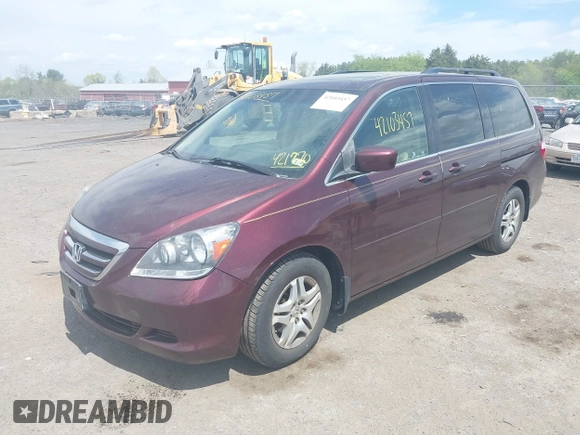 2007 Honda Odyssey EX-L with VIN 5FNRL387X7B421270, listed as a IAAI auction lot 42103457 with 250,980 mi miles. Bid and sale history available at carsss.com. Image 2.