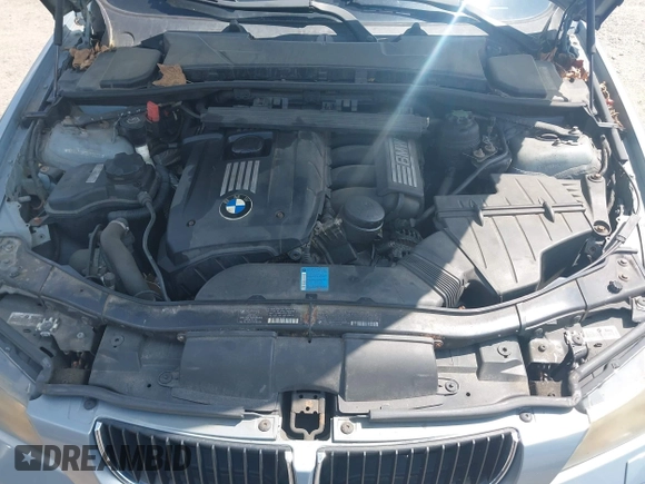 2008 BMW 3 Series 328xi with VIN WBAVC73578KP38226, listed as a IAAI auction lot 42517346 with 170,665 mi miles and . Bid and sale history available at DreamBid. Image 10.