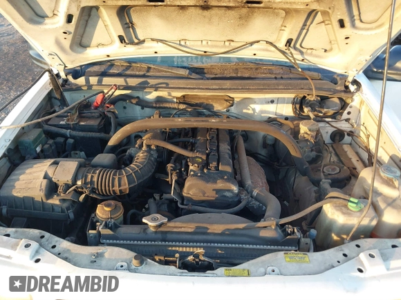2000 Chevrolet Tracker z VIN 2CNBE18C3Y6920718, wystawiony jako IAAI lot #41566833 z przebiegiem 157 316 mil mil oraz . Historia ofert i sprzedaży dostępna na DreamBid. Obrazek 10.