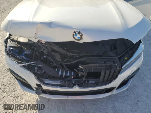 2020 BMW 7 Series 750i xDrive with VIN WBA7U2C09LCD44701, listed as a Copart auction lot 84147734 with 0 mi miles and Non Repairable. Bid and sale history available at carsss.com. Image 12.