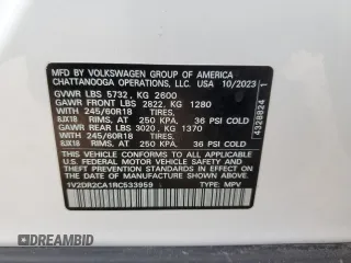 2024 Volkswagen Atlas SE with VIN 1V2DR2CA1RC533959, listed as a Copart auction lot 86839684 with 5,733 mi miles and Salvage title. Bid and sale history available at DreamBid. Image 13.
