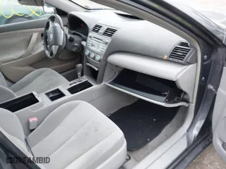 2007 Toyota Camry CE with VIN 4T1BE46K37U669145, listed as a IAAI auction lot 41927728 with 999,999 mi miles. Bid and sale history available at carsss.com. Image 5.
