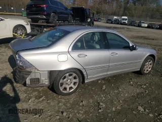 2005 Mercedes-Benz C 240 with VIN WDBRF81J15F604655, listed as a Copart auction lot 82845524 with 168,747 mi miles and Salvage Title. Bid and sale history available at DreamBid. Image 3.