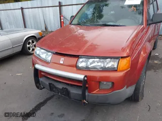 2003 Saturn VUE with VIN 5GZCZ63B43S834671, listed as a IAAI auction lot 40642946 with 18,933 mi miles. Bid and sale history available at carsss.com. Image 6.