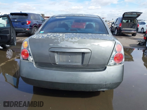 2006 Nissan Altima 2.5 with VIN 1N4AL11D66N431611, listed as a IAAI auction lot 41805350 with 252,266 mi miles. Bid and sale history available at carsss.com. Image 17.
