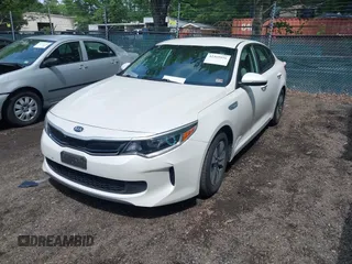 2017 Kia Optima z VIN KNAGT4LC8H5004537, wystawiony jako IAAI lot #42469956 z przebiegiem 101 669 mil mil oraz . Historia ofert i sprzedaży dostępna na DreamBid. Obrazek 17.