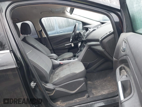 2014 Ford Escape SE with VIN 1FMCU0GX4EUE39511, listed as a IAAI auction lot 41477507 with 151,532 mi miles and . Bid and sale history available at DreamBid. Image 5.