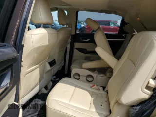2018 Toyota Highlander SE with VIN 5TDKZRFH5JS276270, listed as a Copart auction lot 52291865 with 177,857 mi miles and Salvage title. Bid and sale history available at DreamBid. Image 10.