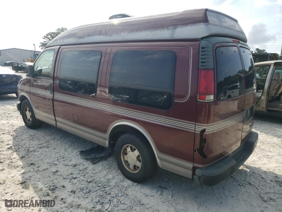 1997 Chevrolet Chevy Cargo Van with VIN 1GBFG15R9V1062568, listed as a Copart auction lot 84596674 with NaN miles and Non Repairable. Bid and sale history available at carsss.com. Image 2.