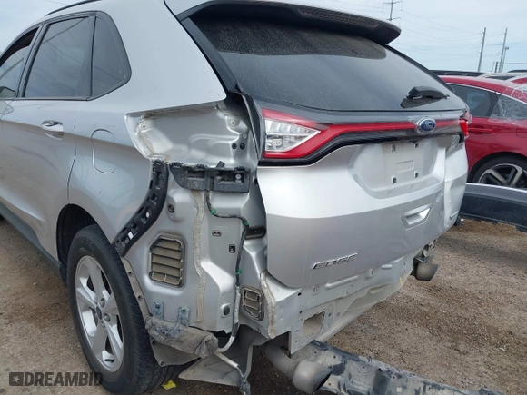 2015 Ford Edge SE with VIN 2FMTK3G94FBC11640, listed as a IAAI auction lot 41472865 with 105,871 mi miles. Bid and sale history available at carsss.com. Image 6.