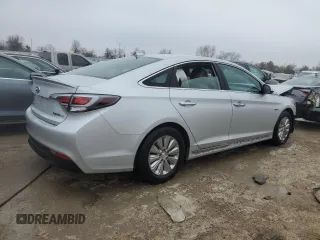 2016 Hyundai Sonata Hybrid SE with VIN KMHE24L19GA011767, listed as a Copart auction lot 40959384 with Not Provided miles. Bid and sale history available at carsss.com. Image 3.
