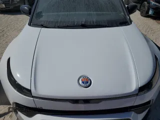 2023 Fisker Ocean Extreme z VIN VCF1EBU26PG007775, wystawiony jako Copart lot #58101265 z przebiegiem Nie podano mil oraz Szkody całkowita. Historia ofert i sprzedaży dostępna na DreamBid. Obrazek 12.