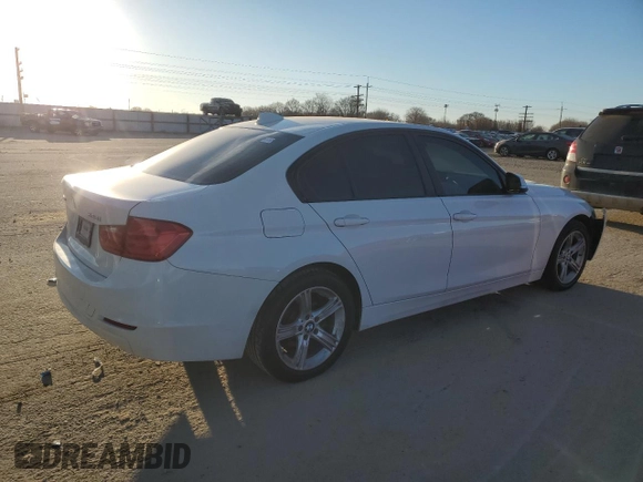 2013 BMW 3 Series 328i xDrive with VIN WBA3B5C59DF593997, listed as a Copart auction lot 42012435 with 210,007 mi miles and Salvage Title. Bid and sale history available at carsss.com. Image 3.