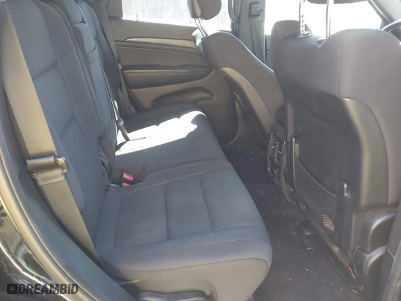 2018 Jeep Grand Cherokee Altitude with VIN 1C4RJFAGXJC251871, listed as a IAAI auction lot 41883612 with 151,314 mi miles. Bid and sale history available at carsss.com. Image 8.