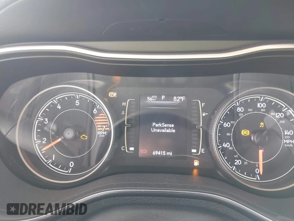 2019 Jeep Cherokee Latitude Plus с VIN 1C4PJMLB9KD375266, выставлен на аукционе IAAI как лот 41717636 с пробегом 69 415 миль миль и . История ставок и продаж доступна на DreamBid. Изображение 7.