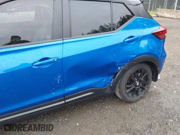 2021 Nissan Kicks SR with VIN 3N1CP5DV8ML561716, listed as a IAAI auction lot 42141359 with 18,137 mi miles and . Bid and sale history available at carsss.com. Image 6.