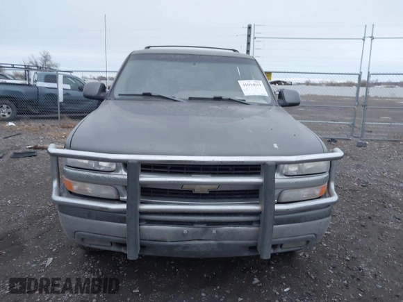 2001 Chevrolet Suburban LS with VIN 3GNFK16T41G243519, listed as a IAAI auction lot 41094019 with 220,640 mi miles and . Bid and sale history available at DreamBid. Image 13.