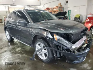 2021 Audi Q5 Premium Plus with VIN WA1E2AFY2M2055766, listed as a Copart auction lot 88973645 with 47,324 mi miles and Salvage Title. Bid and sale history available at carsss.com. Image 4.