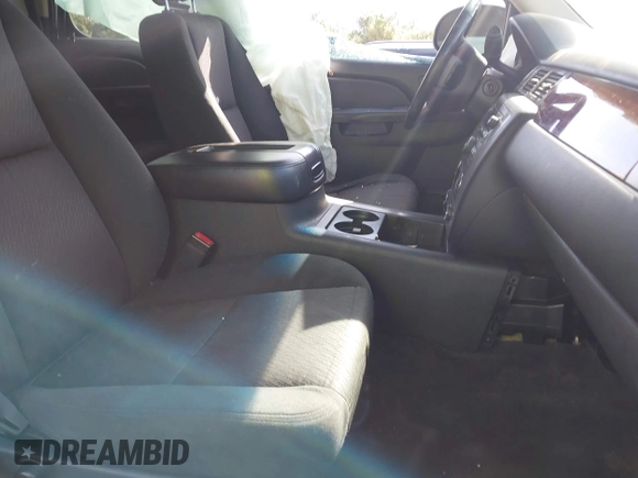 2011 GMC Yukon SLE with VIN 1GKS2AE01BR351651, listed as a IAAI auction lot 41942032 with 337,165 mi miles. Bid and sale history available at carsss.com. Image 5.