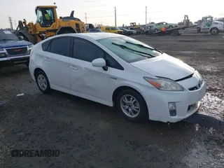 2011 Toyota Prius I with VIN JTDKN3DU4B1458064, listed as a IAAI auction lot 41409409 with 208,023 mi miles. Bid and sale history available at carsss.com. Image 1.