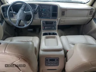 2003 Chevrolet Suburban LT with VIN 3GNEC16Z13G215015, listed as a Copart auction lot 71533544 with 430,252 mi miles and Salvage Title. Bid and sale history available at carsss.com. Image 8.