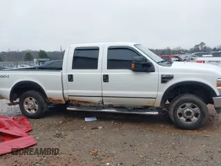 2010 Ford Super Duty F-250 SRW XL with VIN 1FTSW2B56AEA37604, listed as a IAAI auction lot 41234124 with 210,940 mi miles. Bid and sale history available at carsss.com. Image 14.