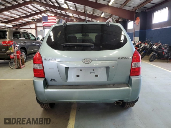 2008 Hyundai Tucson GLS with VIN KM8JM12B88U910525, listed as a Copart auction lot 77830274 with 246,655 mi miles and Clean Title. Bid and sale history available at carsss.com. Image 6.